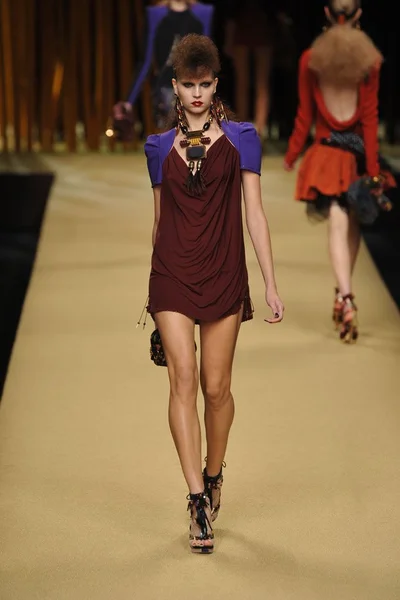 Look 5